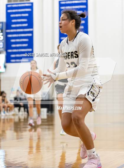 Thumbnail 3 in Fremont @ Lincoln Southwest photogallery.