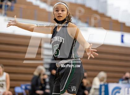 Thumbnail 3 in Fremont @ Lincoln Southwest photogallery.