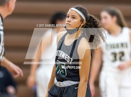 Thumbnail 3 in Fremont @ Lincoln Southwest photogallery.