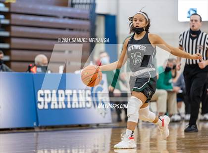 Thumbnail 3 in Fremont @ Lincoln Southwest photogallery.