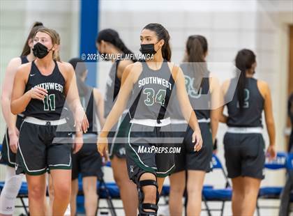 Thumbnail 2 in Fremont @ Lincoln Southwest photogallery.