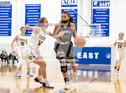 Thumbnail 2 in Fremont @ Lincoln Southwest photogallery.