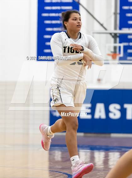 Thumbnail 3 in Fremont @ Lincoln Southwest photogallery.