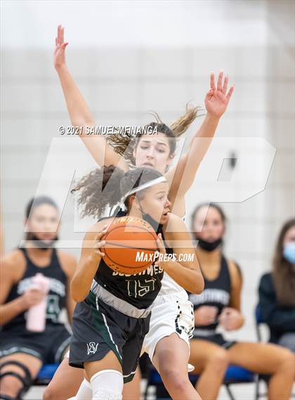 Thumbnail 1 in Fremont @ Lincoln Southwest photogallery.