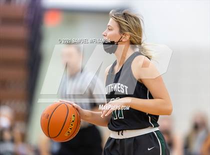 Thumbnail 3 in Fremont @ Lincoln Southwest photogallery.