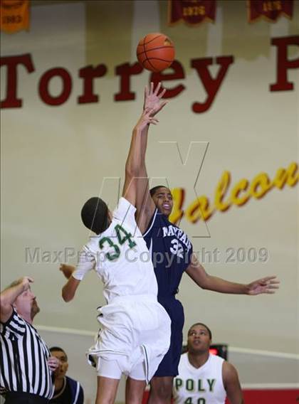 Thumbnail 1 in Poly vs. Mayfair (MaxPreps Holiday Classic) photogallery.