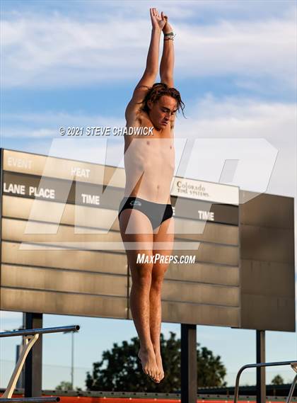 Thumbnail 2 in AIA Division I,III Diving Finals photogallery.
