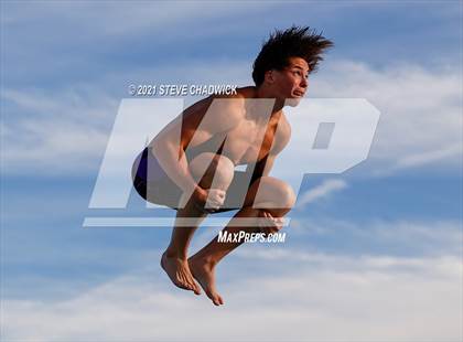 Thumbnail 3 in AIA Division I,III Diving Finals photogallery.