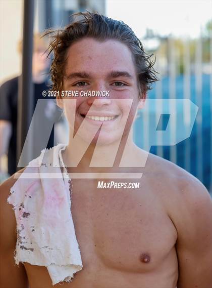 Thumbnail 2 in AIA Division I,III Diving Finals photogallery.
