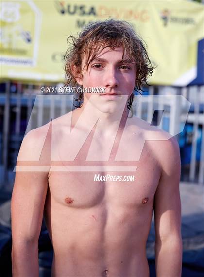 Thumbnail 2 in AIA Division I,III Diving Finals photogallery.