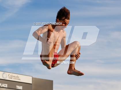 Thumbnail 3 in AIA Division I,III Diving Finals photogallery.