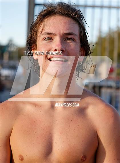 Thumbnail 1 in AIA Division I,III Diving Finals photogallery.
