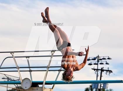 Thumbnail 2 in AIA Division I,III Diving Finals photogallery.