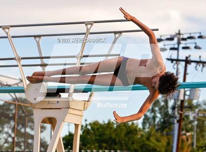 Thumbnail 3 in AIA Division I,III Diving Finals photogallery.