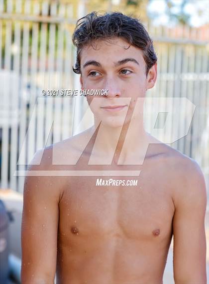 Thumbnail 3 in AIA Division I,III Diving Finals photogallery.