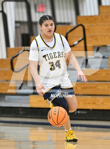 Thumbnail 3 in Ponderosa @ Inderkum photogallery.