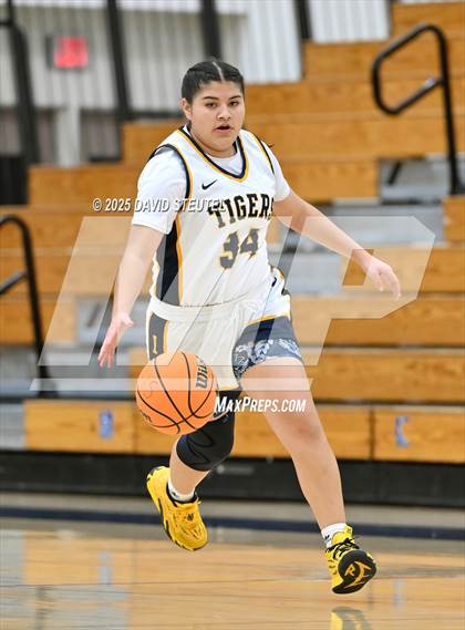Thumbnail 1 in Ponderosa @ Inderkum photogallery.