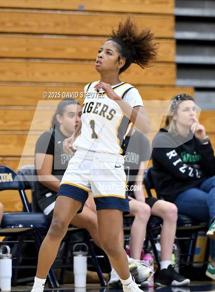 Thumbnail 1 in Ponderosa @ Inderkum photogallery.
