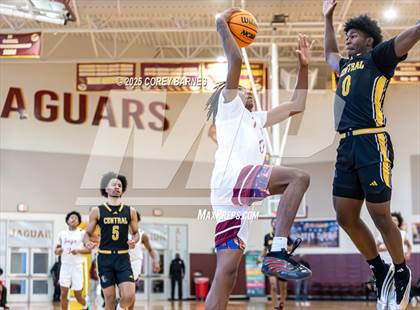 Thumbnail 2 in Central Gwinnett vs. Jackson (Hard In The Paint) photogallery.