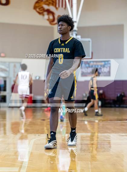 Thumbnail 2 in Central Gwinnett vs. Jackson (Hard In The Paint) photogallery.