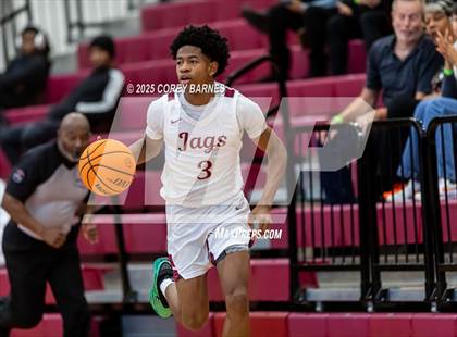 Thumbnail 3 in Central Gwinnett vs. Jackson (Hard In The Paint) photogallery.