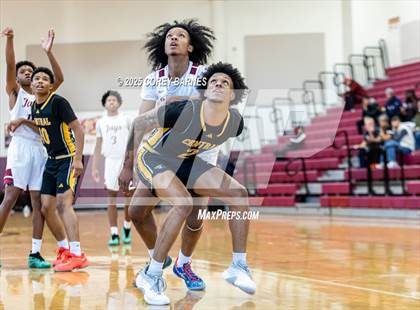 Thumbnail 2 in Central Gwinnett vs. Jackson (Hard In The Paint) photogallery.