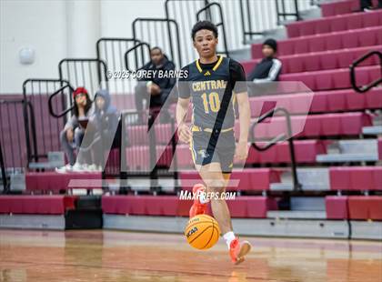 Thumbnail 1 in Central Gwinnett vs. Jackson (Hard In The Paint) photogallery.