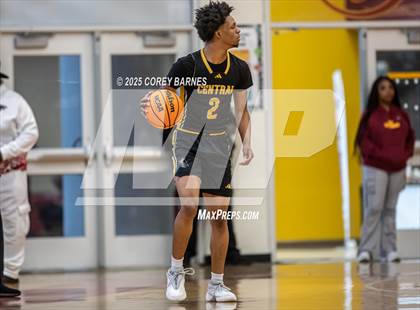 Thumbnail 3 in Central Gwinnett vs. Jackson (Hard In The Paint) photogallery.