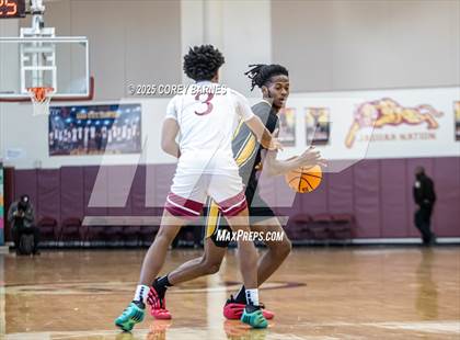 Thumbnail 2 in Central Gwinnett vs. Jackson (Hard In The Paint) photogallery.