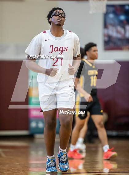 Thumbnail 3 in Central Gwinnett vs. Jackson (Hard In The Paint) photogallery.