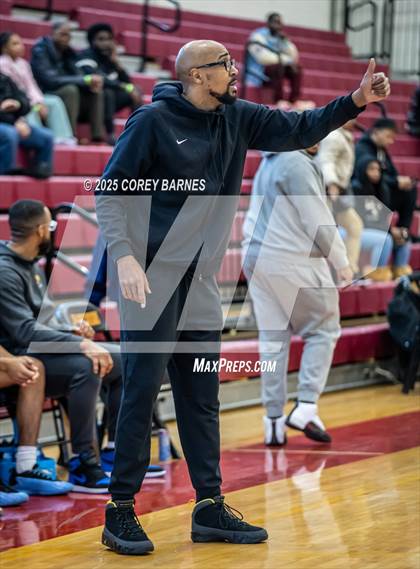 Thumbnail 3 in Central Gwinnett vs. Jackson (Hard In The Paint) photogallery.