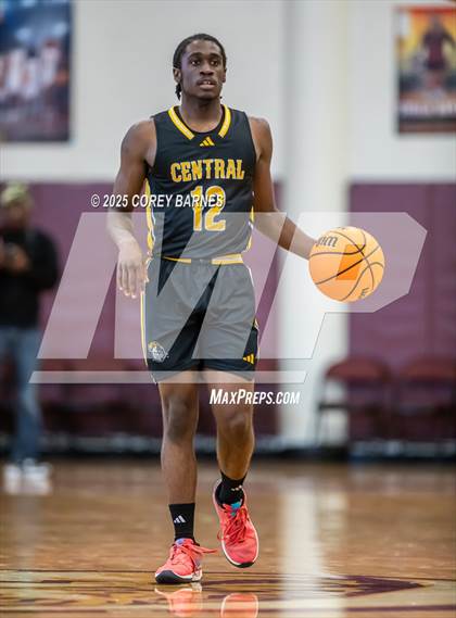 Thumbnail 2 in Central Gwinnett vs. Jackson (Hard In The Paint) photogallery.