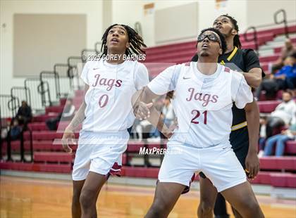 Thumbnail 3 in Central Gwinnett vs. Jackson (Hard In The Paint) photogallery.