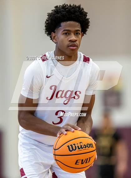 Thumbnail 3 in Central Gwinnett vs. Jackson (Hard In The Paint) photogallery.