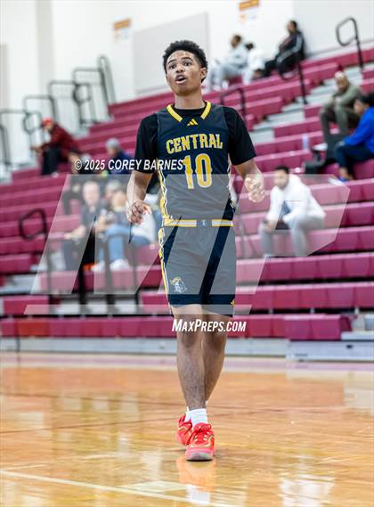 Thumbnail 3 in Central Gwinnett vs. Jackson (Hard In The Paint) photogallery.