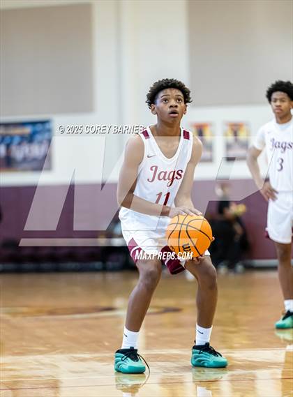 Thumbnail 2 in Central Gwinnett vs. Jackson (Hard In The Paint) photogallery.