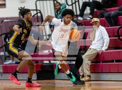 Thumbnail 2 in Central Gwinnett vs. Jackson (Hard In The Paint) photogallery.