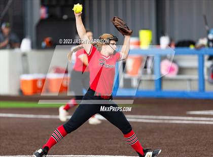 Thumbnail 2 in Trenton @ Muenster (UIL 2A Softball Region 2 Regional Semifinal) photogallery.