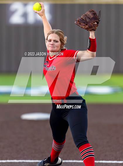 Thumbnail 3 in Trenton @ Muenster (UIL 2A Softball Region 2 Regional Semifinal) photogallery.