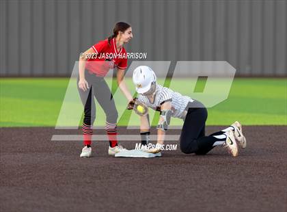 Thumbnail 3 in Trenton @ Muenster (UIL 2A Softball Region 2 Regional Semifinal) photogallery.