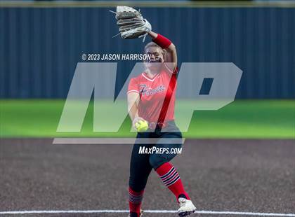 Thumbnail 2 in Trenton @ Muenster (UIL 2A Softball Region 2 Regional Semifinal) photogallery.