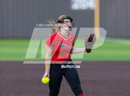 Thumbnail 2 in Trenton @ Muenster (UIL 2A Softball Region 2 Regional Semifinal) photogallery.
