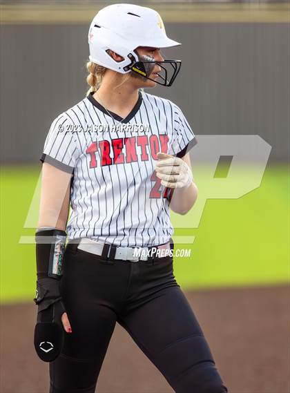 Thumbnail 1 in Trenton @ Muenster (UIL 2A Softball Region 2 Regional Semifinal) photogallery.