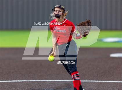 Thumbnail 3 in Trenton @ Muenster (UIL 2A Softball Region 2 Regional Semifinal) photogallery.
