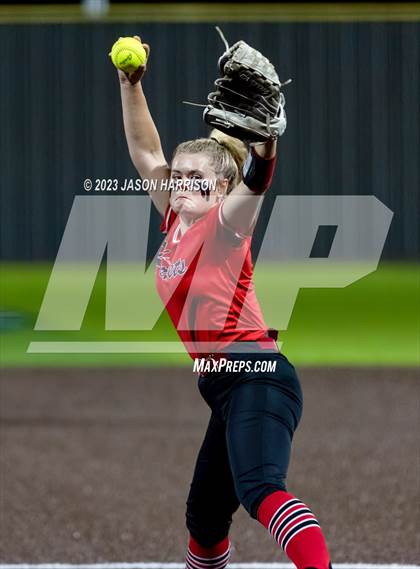 Thumbnail 3 in Trenton @ Muenster (UIL 2A Softball Region 2 Regional Semifinal) photogallery.