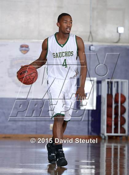 Thumbnail 3 in Christian Brothers vs. El Cerrito (St. Hope Elite Classic) photogallery.