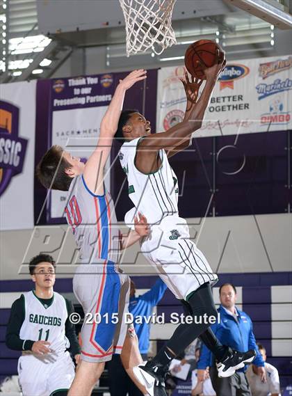 Thumbnail 1 in Christian Brothers vs. El Cerrito (St. Hope Elite Classic) photogallery.