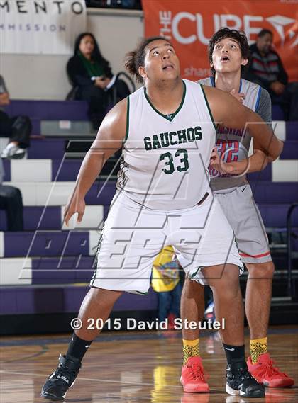 Thumbnail 3 in Christian Brothers vs. El Cerrito (St. Hope Elite Classic) photogallery.