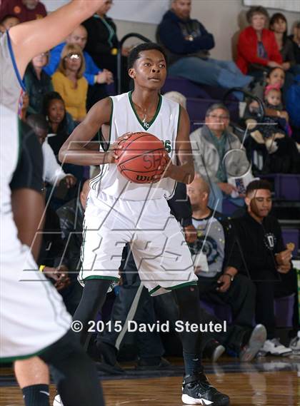 Thumbnail 3 in Christian Brothers vs. El Cerrito (St. Hope Elite Classic) photogallery.