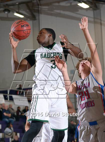 Thumbnail 2 in Christian Brothers vs. El Cerrito (St. Hope Elite Classic) photogallery.